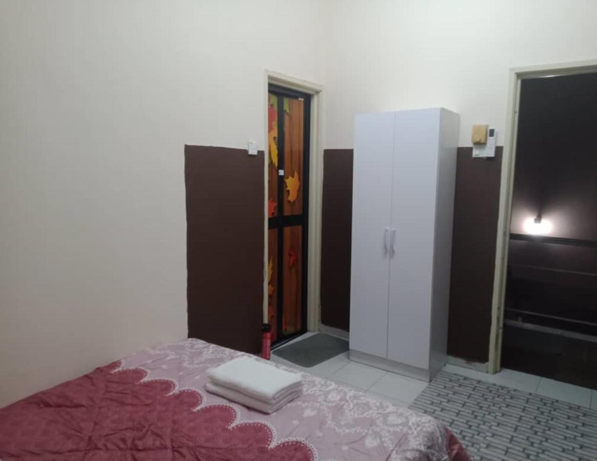 קואנטאן Ilham Homestay מראה חיצוני תמונה
